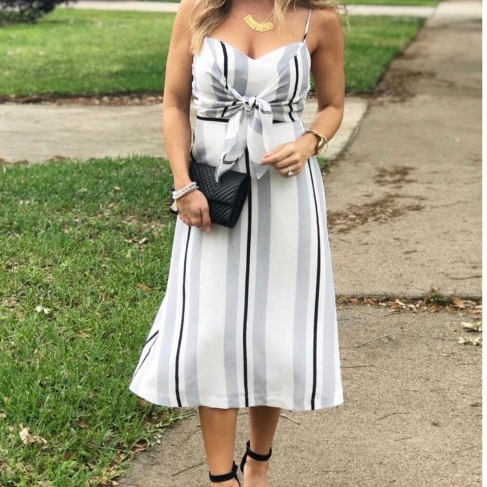 Lush White Gray Stripe Midi Dress Size Small Tie Front Sleeveless Sundress